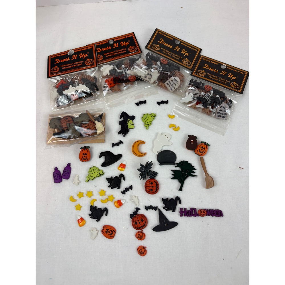 Dress It Up Halloween Haunted Woods Buttons Craft Embellishments Lot Cat Pumpkin
